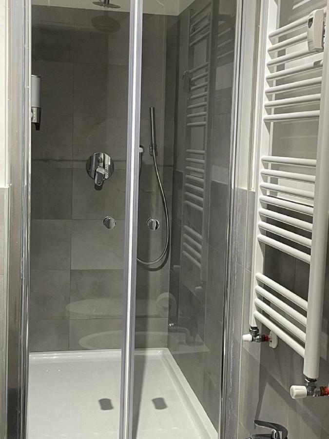 Jr Mm3 Repubblica -stazione-centro Direz- C3 Appartement Milan